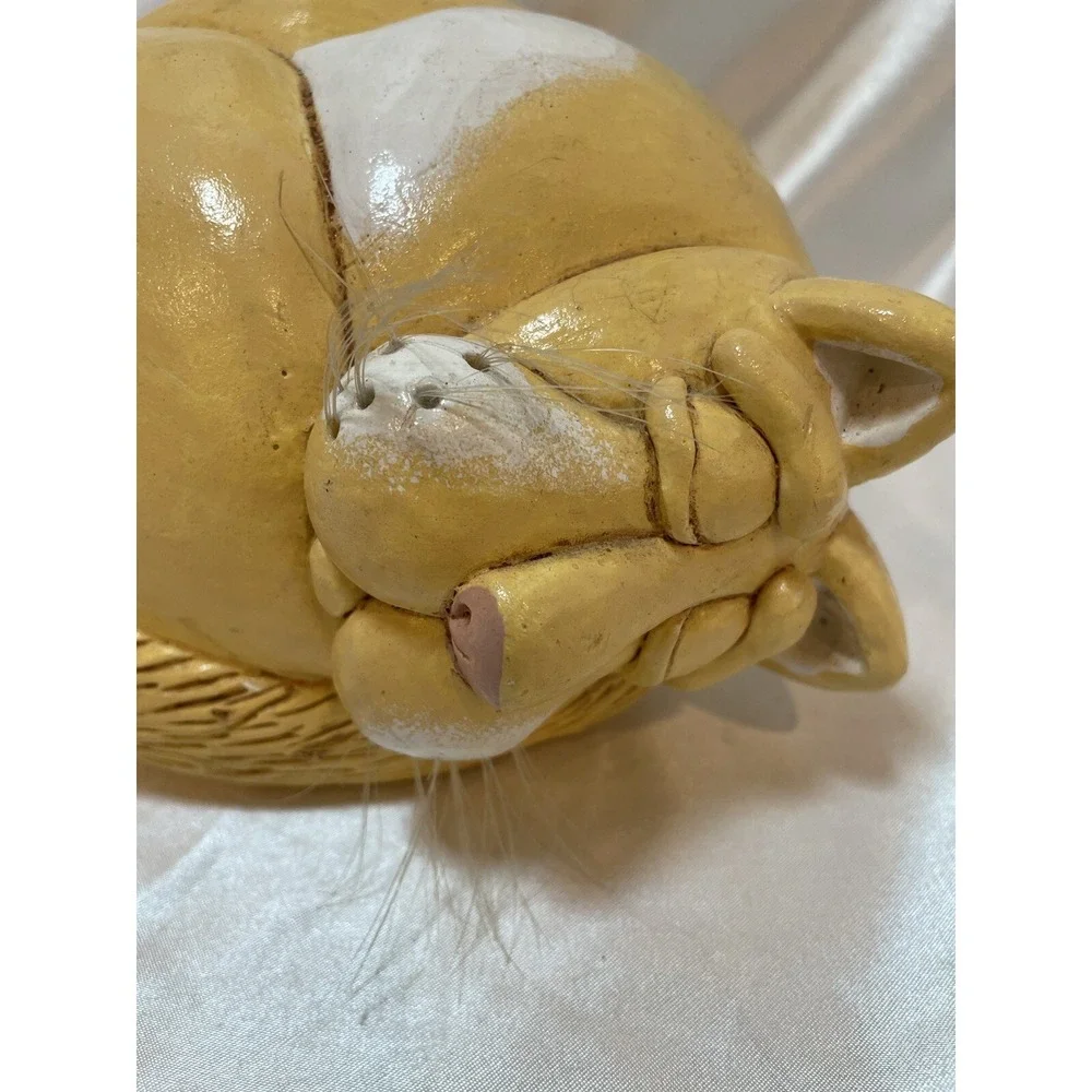 Enesco Vicki Thomas Signed Whimsical Yellow Sleeping Fat Cat Gourd Figurine 2000